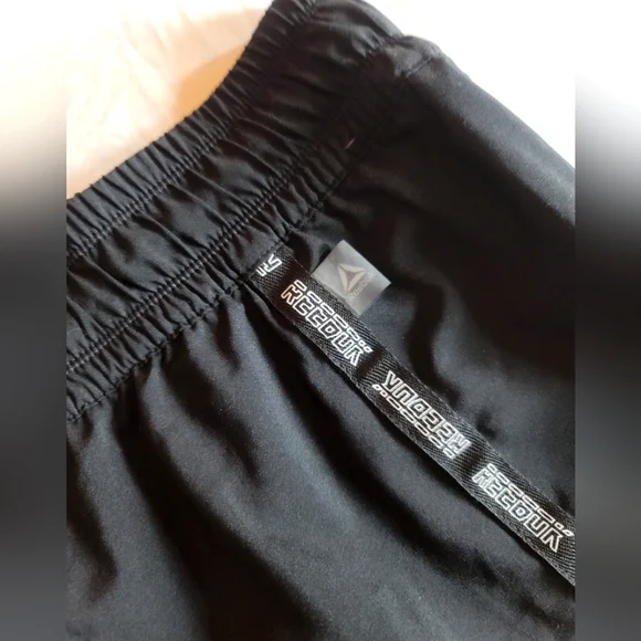 Reebok Speedwick Woman's Shorts Color Black Size 2XL NWT - Picture 7 of 12
